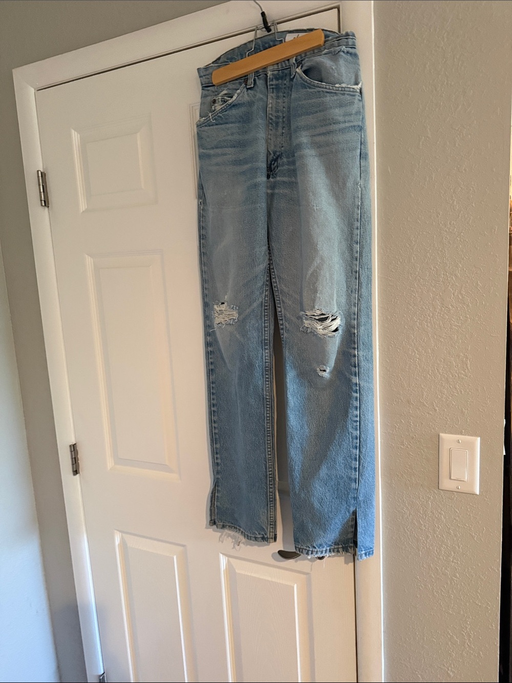 EUC Aligrace Levis size 25